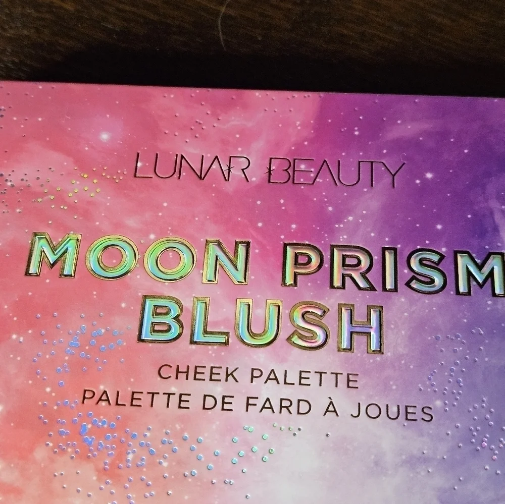 Lunar Beauty Moon prism blush cheek.